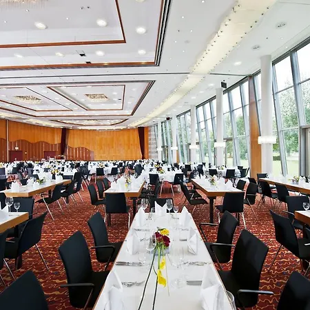 Hotell Dorint Parkhotel