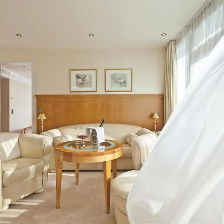 Hotell Dorint Parkhotel 4*